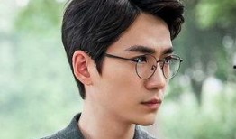 娱乐圈吃瓜感慨句子大全,揭秘明星幕后故事与心路历程